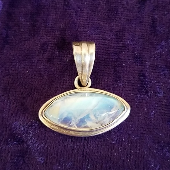 Sterling Silver Oval Stone Pendant - Picture 1 of 5